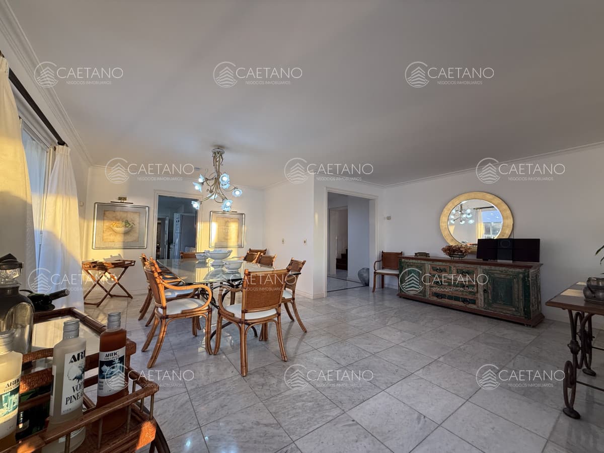 Apartamento Penthouse en Peninsula, 4 dormitorios *