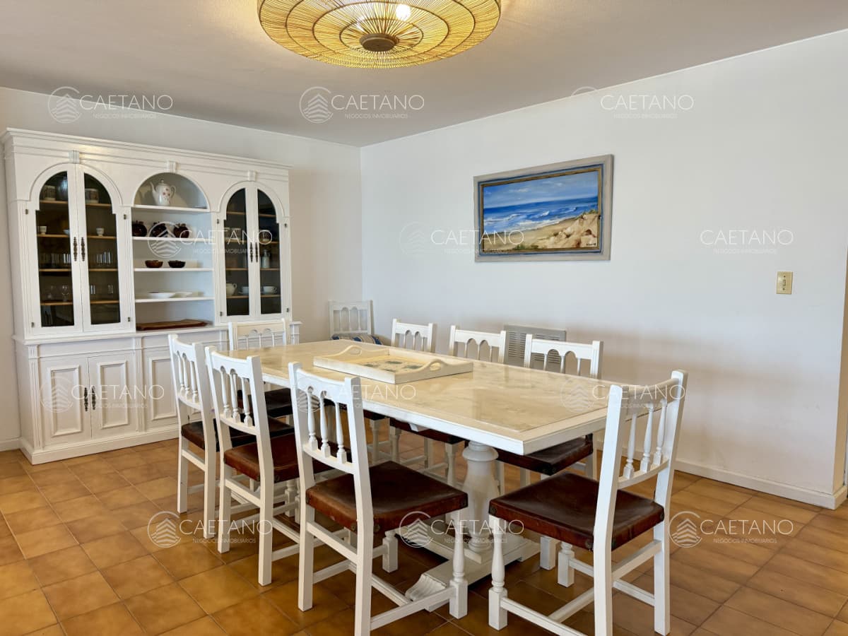 Venta apartamento 3 dormitorios. Punta del Este