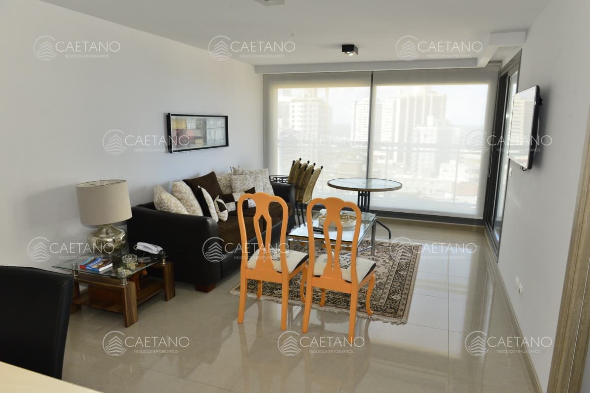 Venta apartamento 2 dormitorios Aidy Grill, Punta del Este.