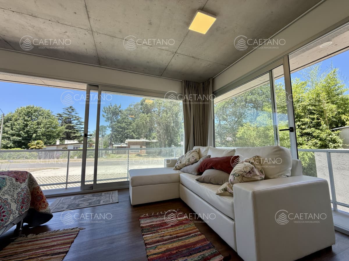 Apartamento en venta  Edificio Pinheiros  Pinares, Parada 25