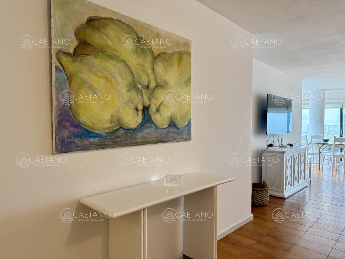 Venta apartamento 3 dormitorios. Punta del Este