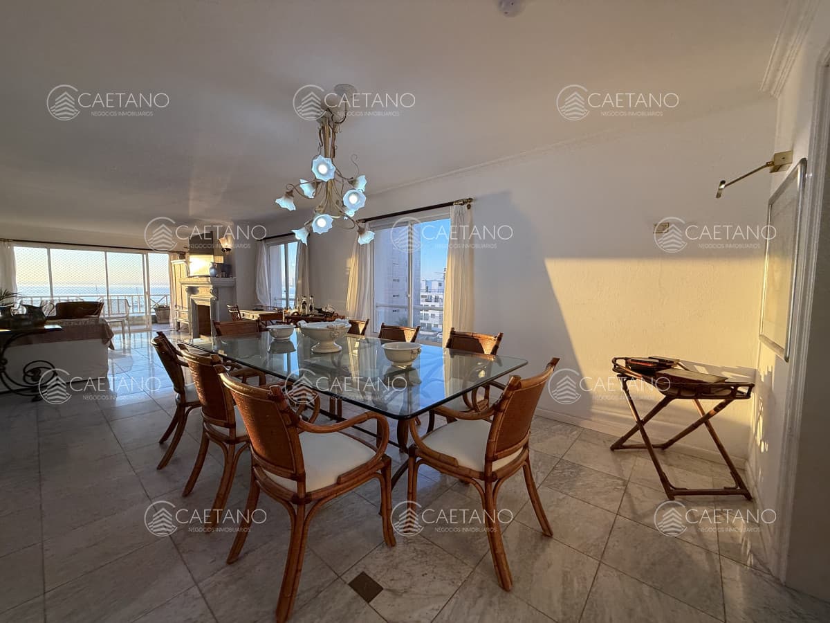Apartamento Penthouse en Peninsula, 4 dormitorios *