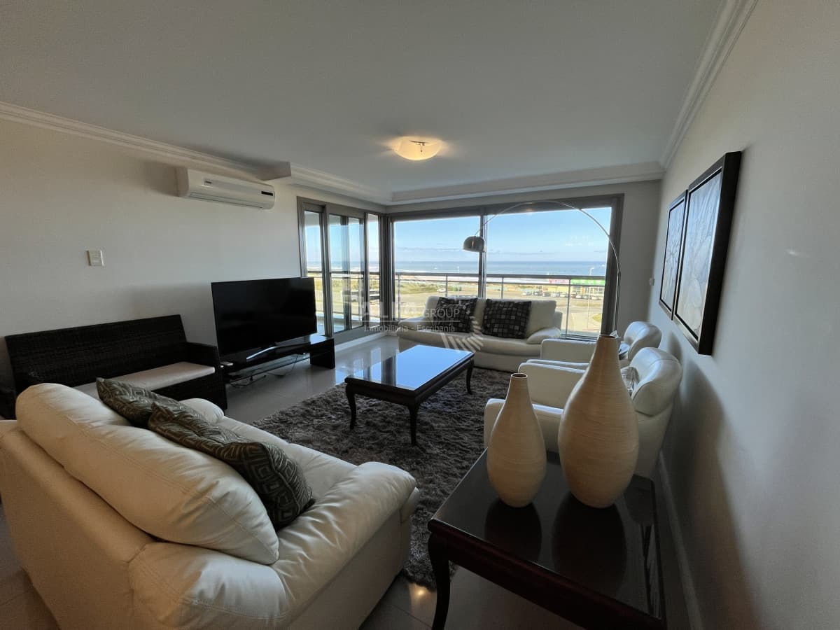 Apartamento en Brava, 3 dormitorios