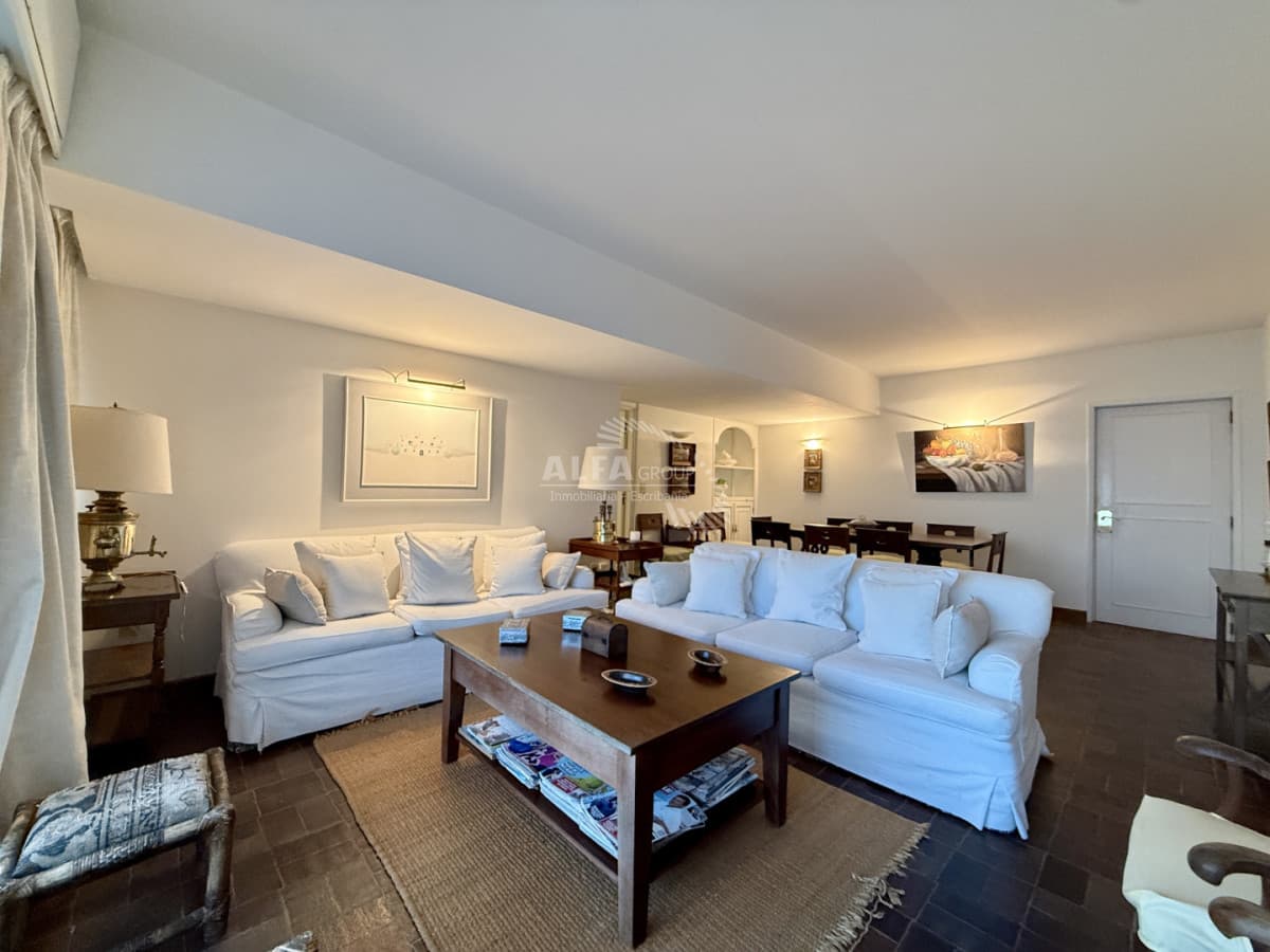Apartamento en Peninsula, 4 dormitorios