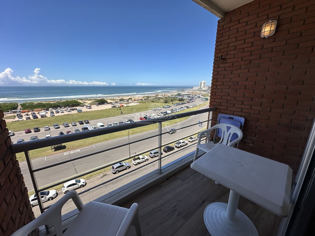 Departamento en zona Brava