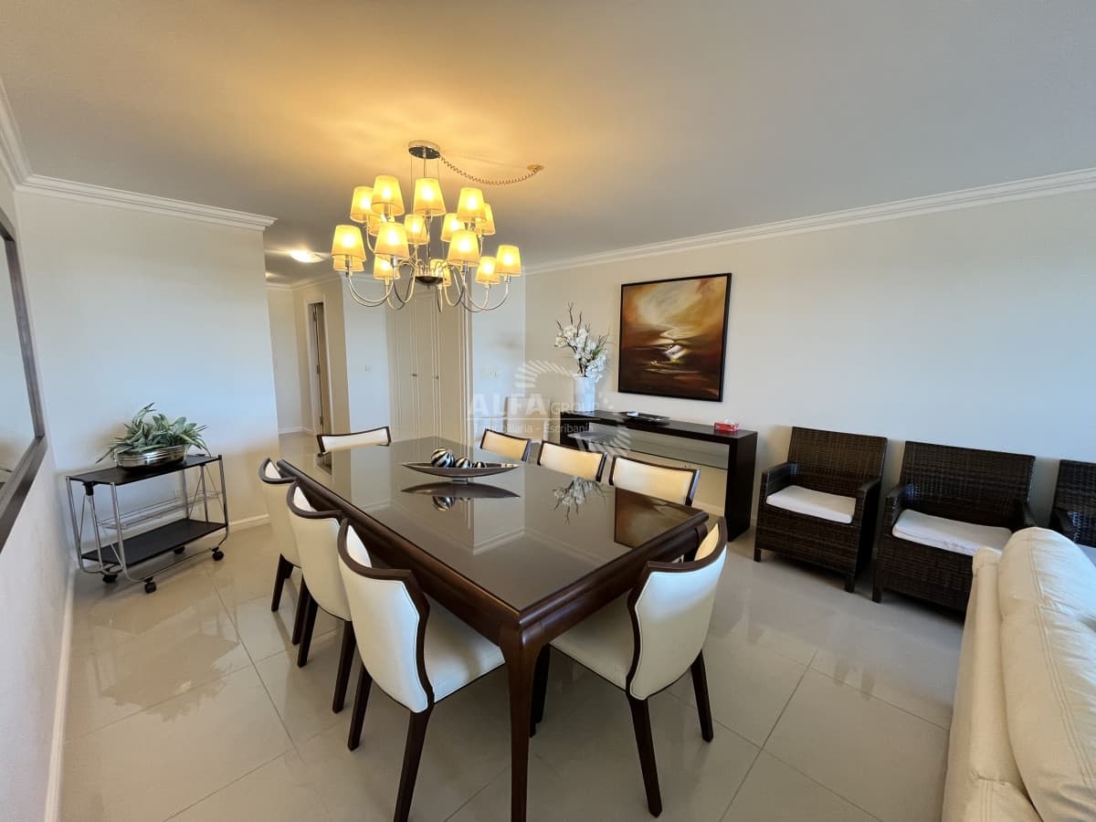 Apartamento en Brava, 3 dormitorios