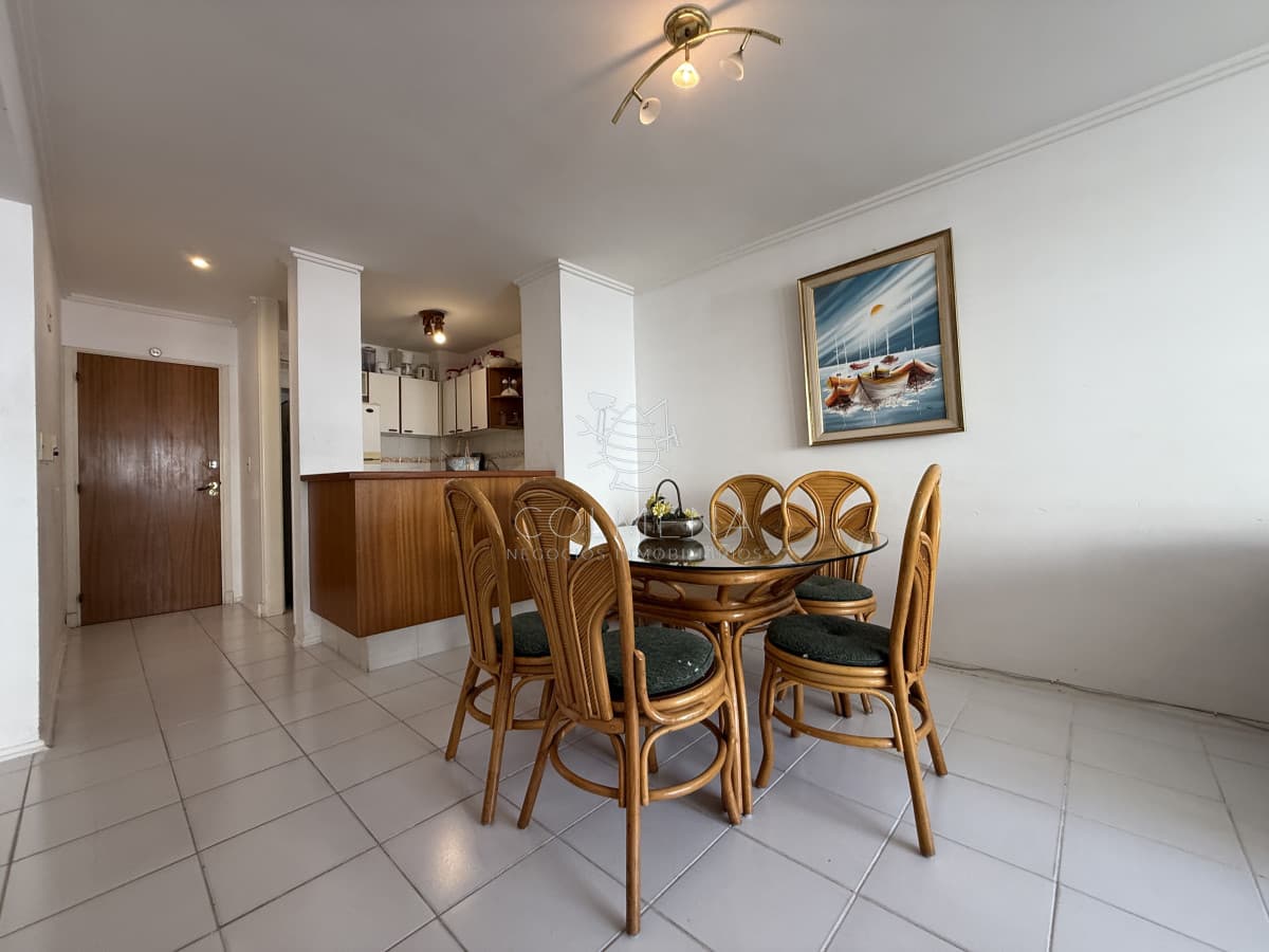 Punta del Este Piso alto con Vista al Mar! ,