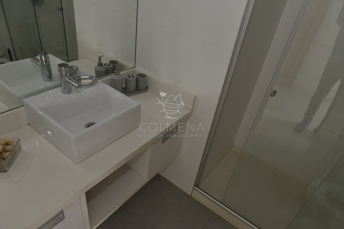 APARTAMENTO CON EXCELENTES SERVICIOS