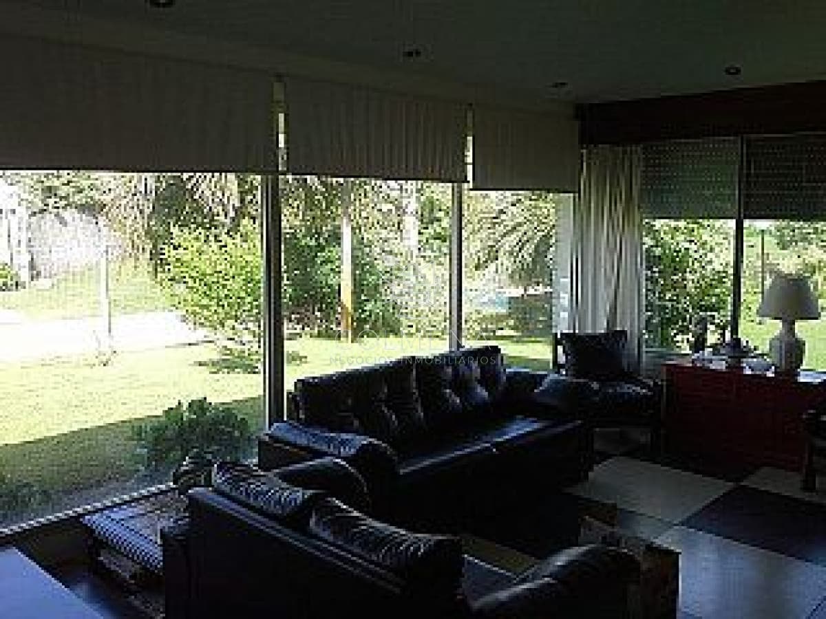 Hermosa casa a pasos del mar