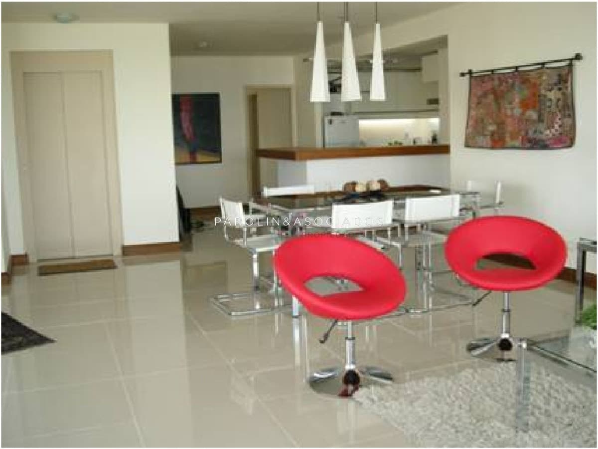 Departamento en Venta de 3 Dormitorios, Pinares Punta del Este.