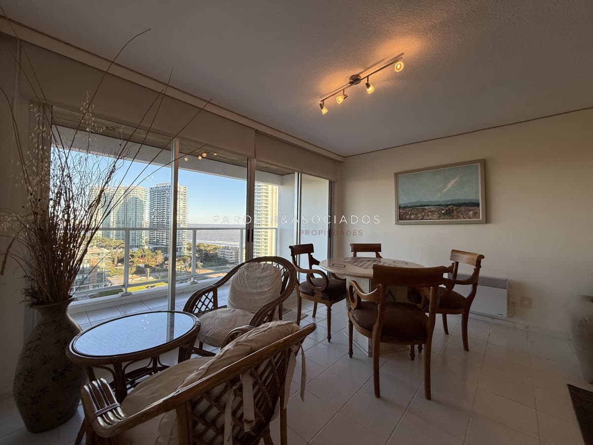 Apartamento en venta - Lincoln Center torre Wilson, Punta del Este.