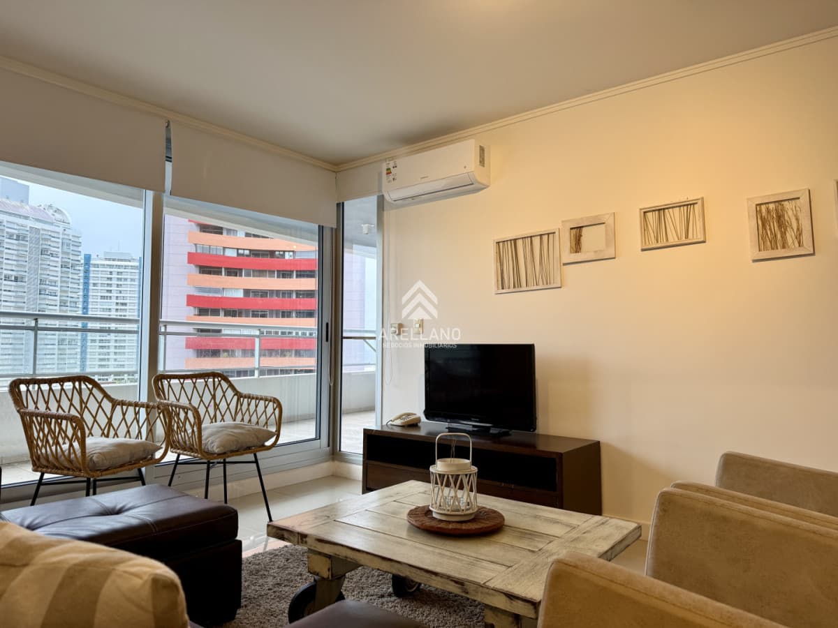 Apartamento ID.6560 - Venta apartamento 2 dormitorios y medio