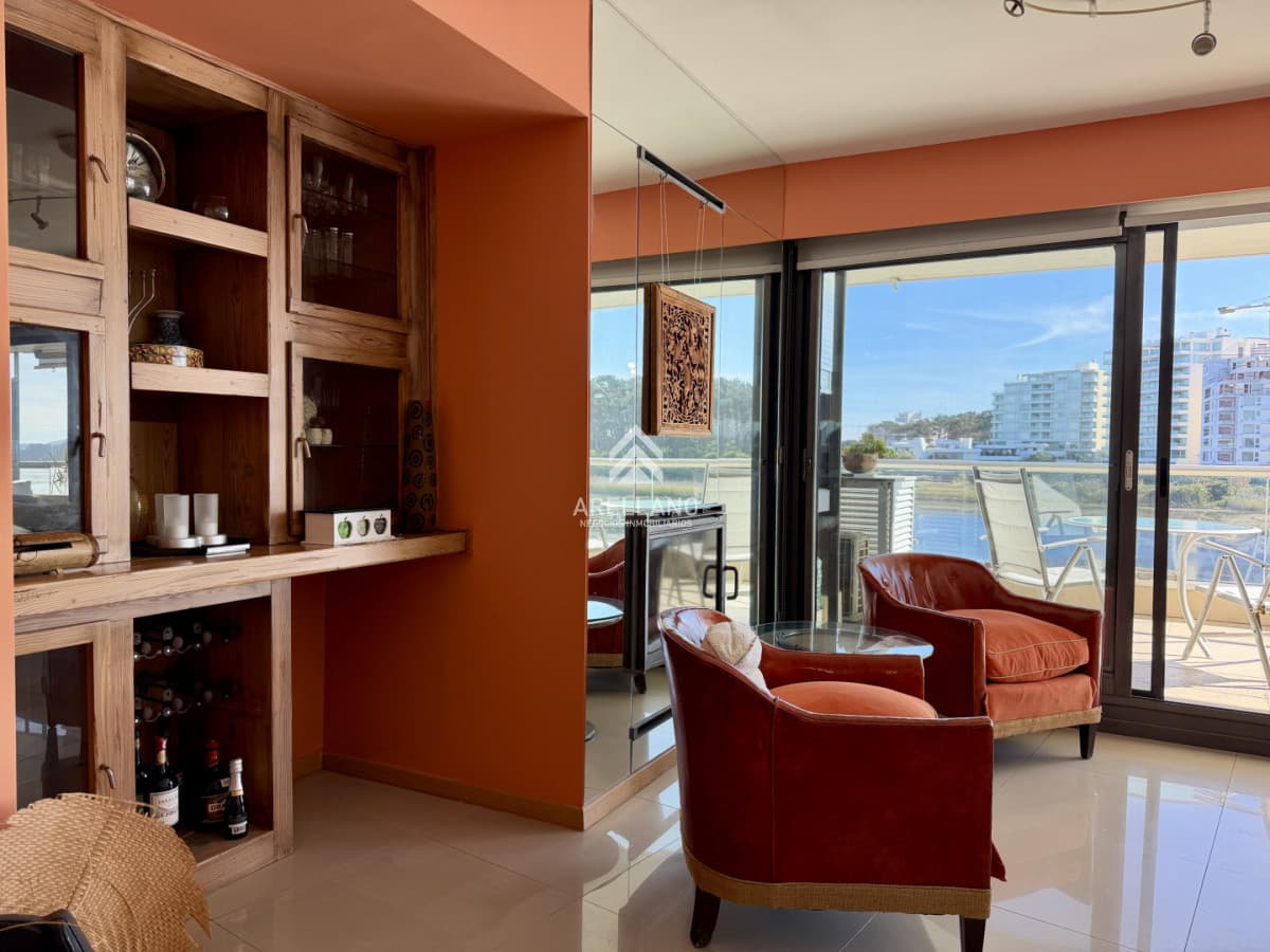 Apartamento ID.6628 - Venta Apartamento en Terrazas de la laguna con Parillero