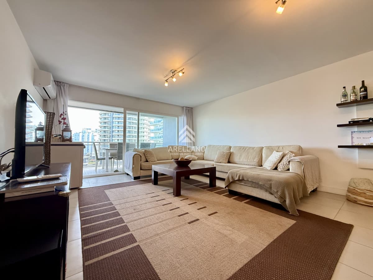 Apartamento ID.5176 - Apartamento en venta – Torre Manhattan, Punta del Este