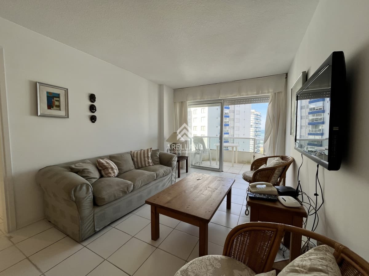 Apartamento ID.4084 - Venta apartamento 2 dormitorios y dependencia Playa Brava