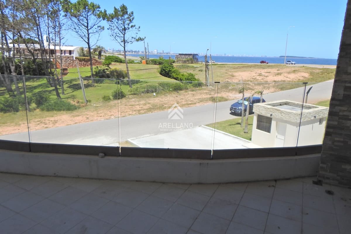 Apartamento ID.4133 - Venta apartamento 1 dormitorio en Pinares Punta del Este.-