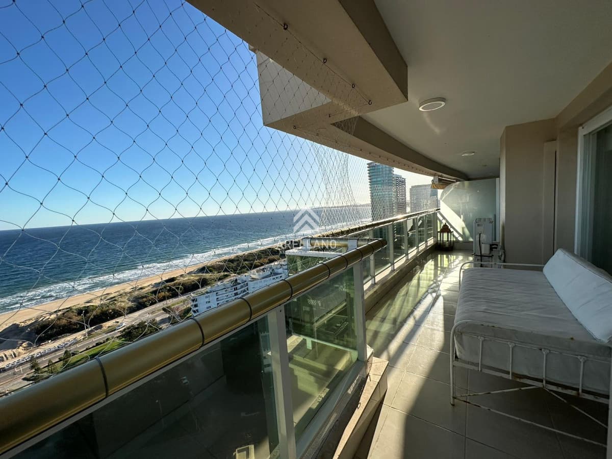 Apartamento ID.4955 - Venta apartamento 4 dormitorios playa mansa