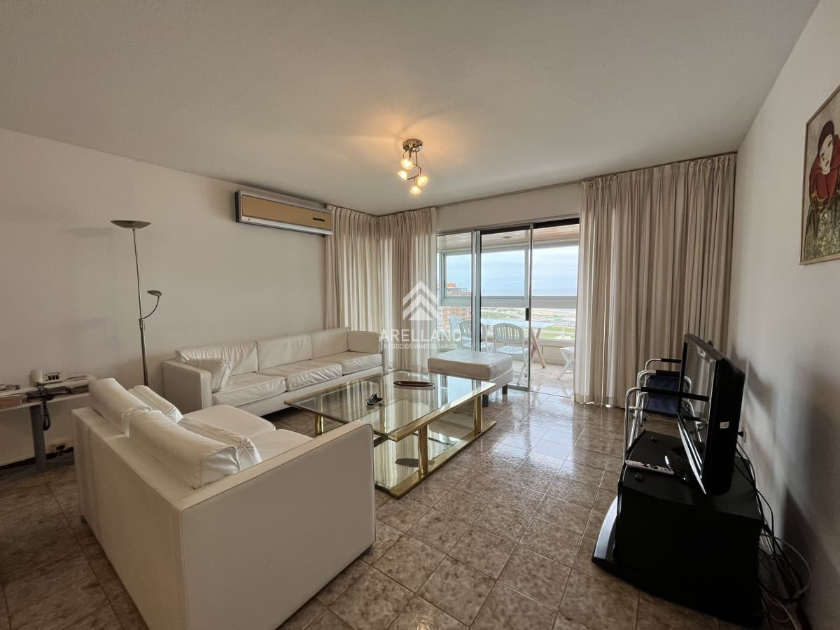 Apartamento ID.4494 - Venta apartamento 3 dormitorios