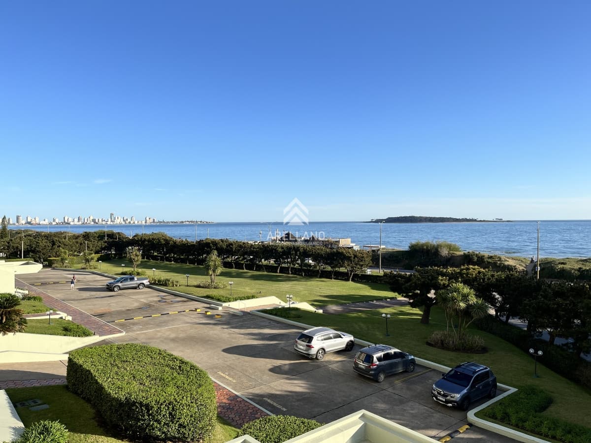 Apartamento ID.4091 - Venta apartamento 3 dormitorios