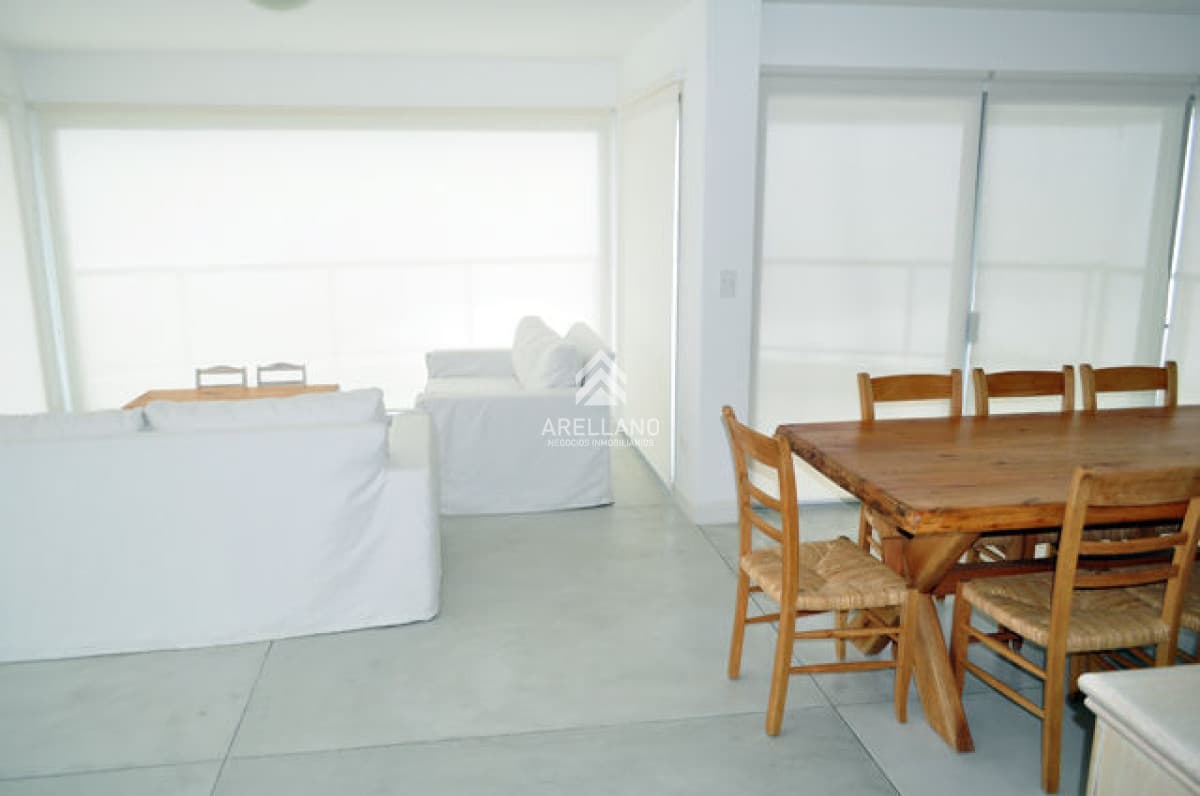 Apartamento ID.6688 - Pent house en peninsula con parrillero y vista al mar