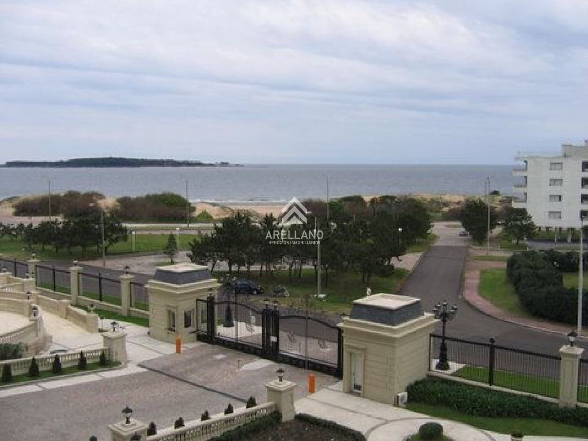 Apartamento ID.5938 - Venta apartamento 3 dormitorios