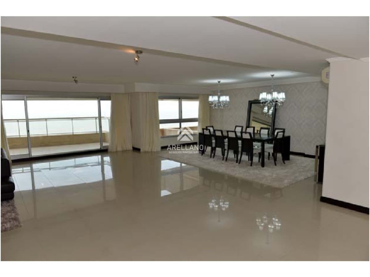 Apartamento ID.3856 - Venta apartamento 3 dormitorios y dependencia Playa Brava