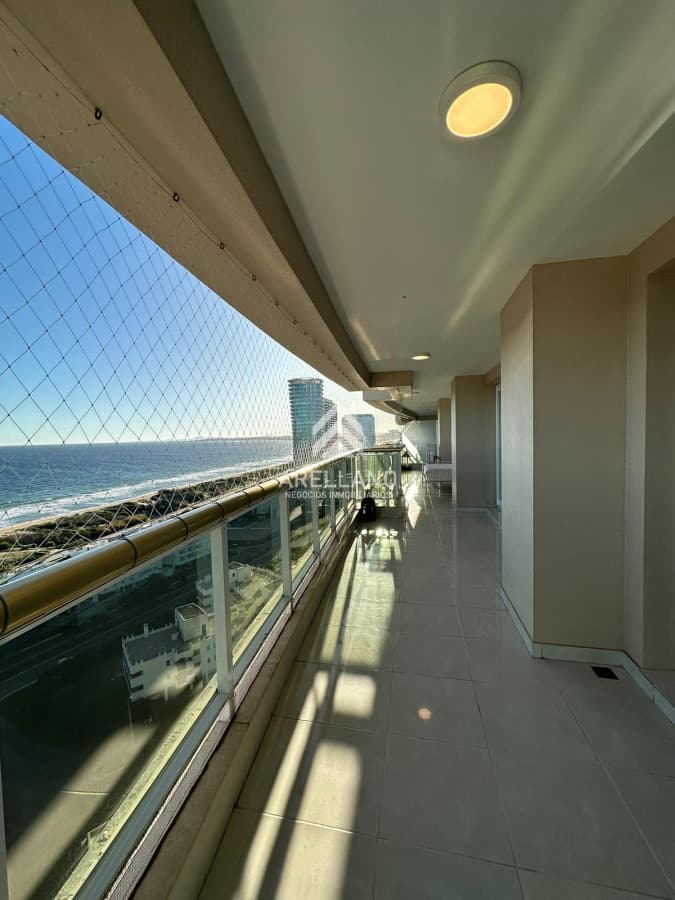 Apartamento ID.4955 - Venta apartamento 4 dormitorios playa mansa