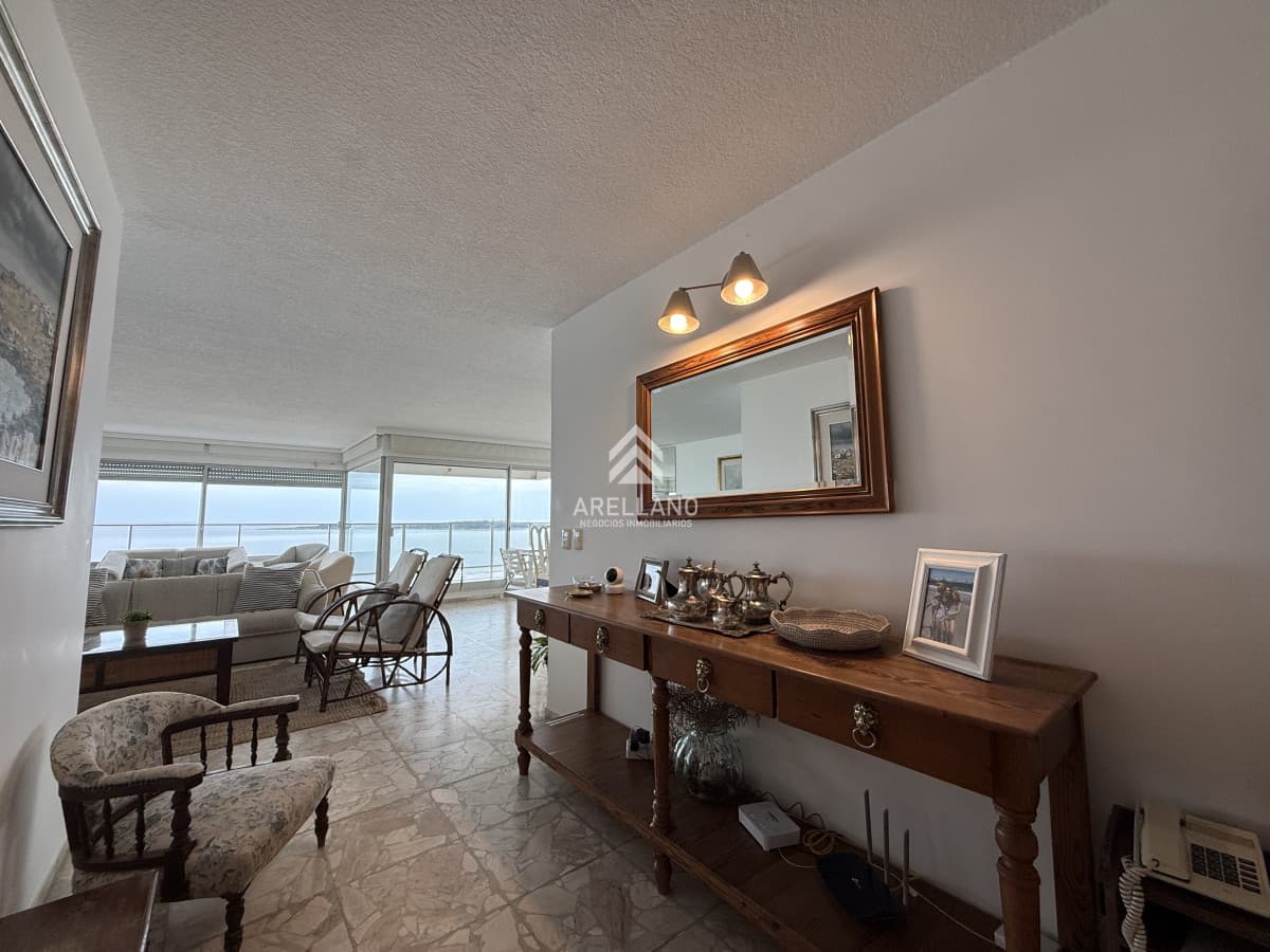 Apartamento ID.5628 - Venta apartamento 3 dormitorios