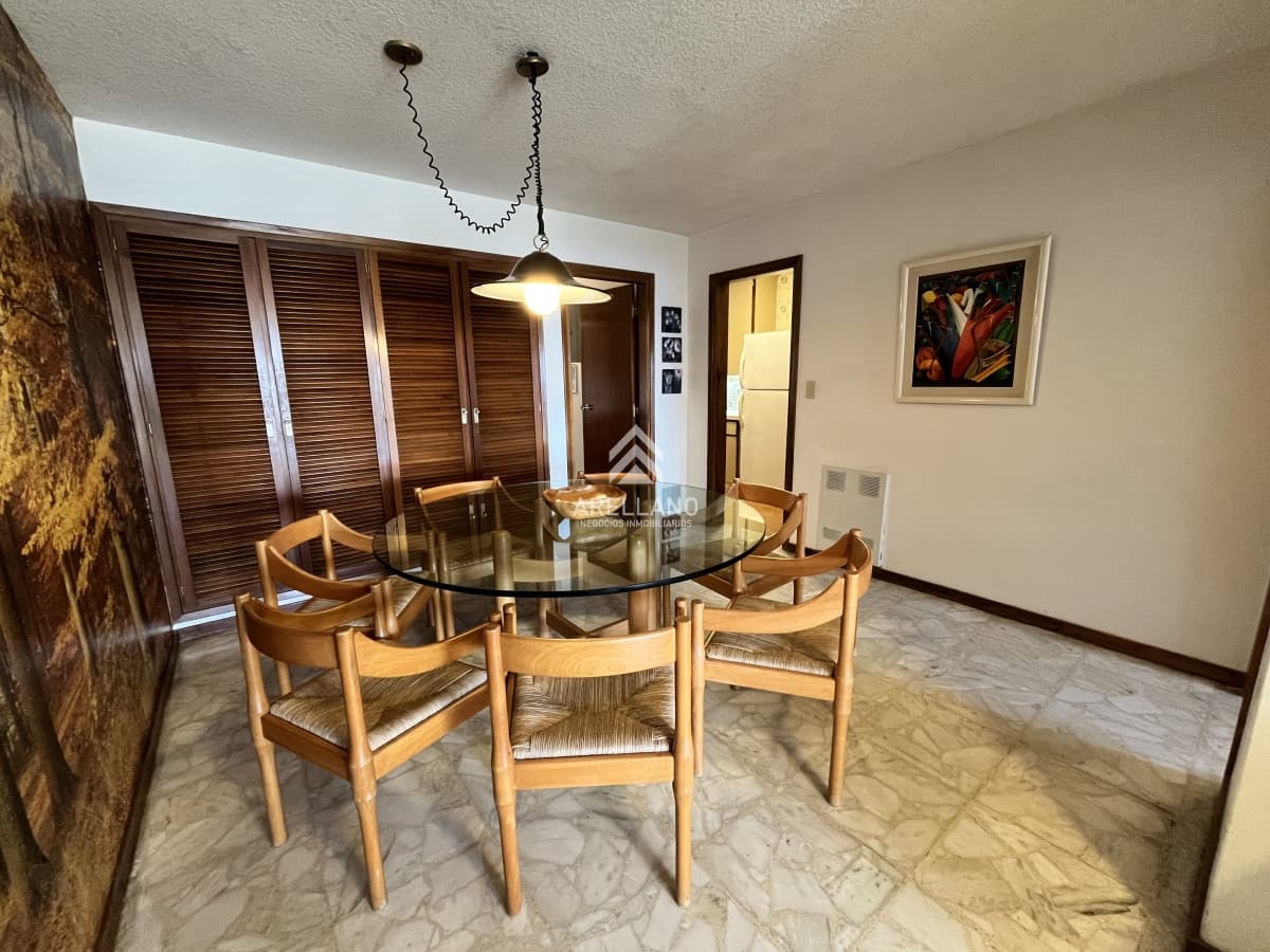 Apartamento ID.4091 - Venta apartamento 3 dormitorios