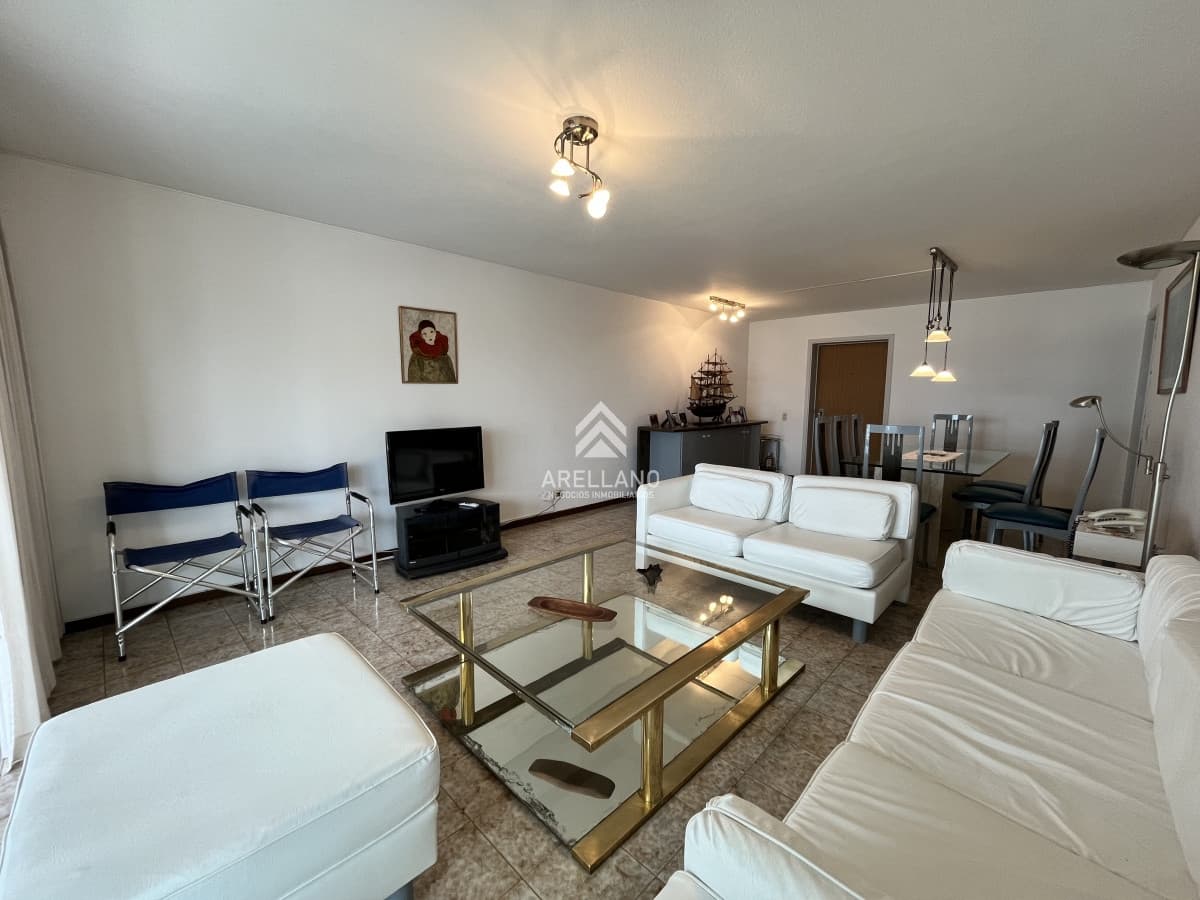 Apartamento ID.4494 - Venta apartamento 3 dormitorios