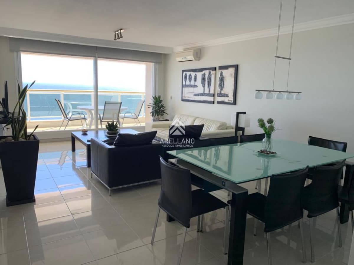 Apartamento ID.3863 - Venta apartamento 3 dormitorios Playa Mansa
