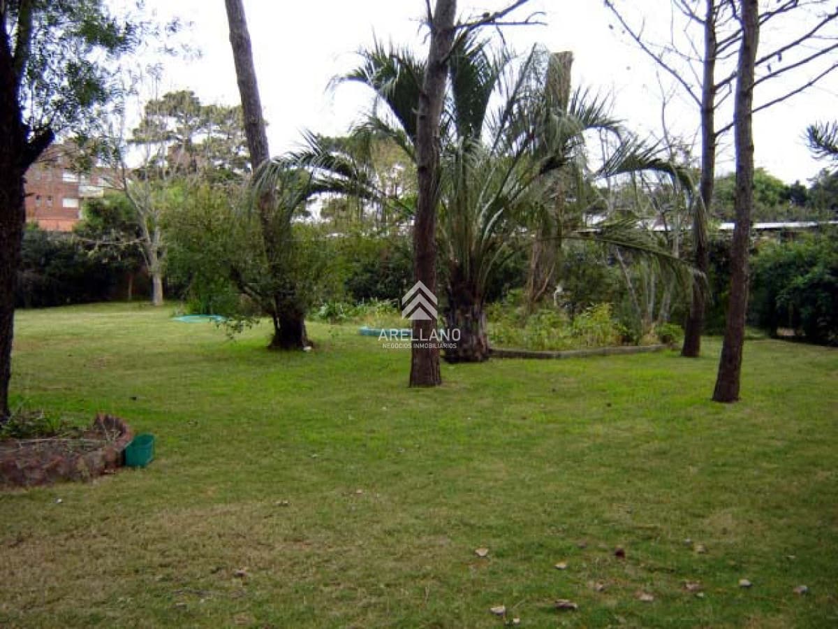 Casa ID.4370 - Venta casa 4 dormitorios y dependencia Aidy Grill