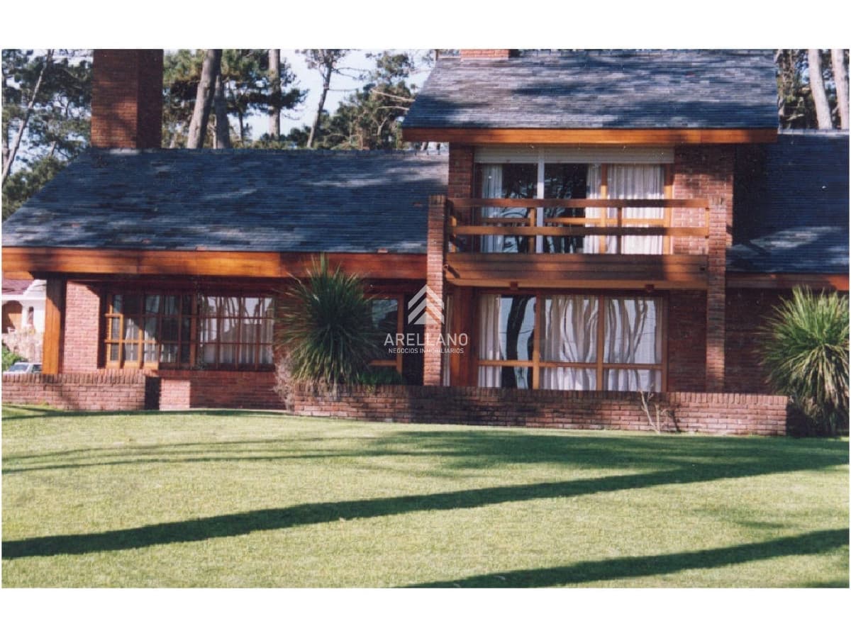 Casa ID.6287 - Venta casa 4 dormitorios