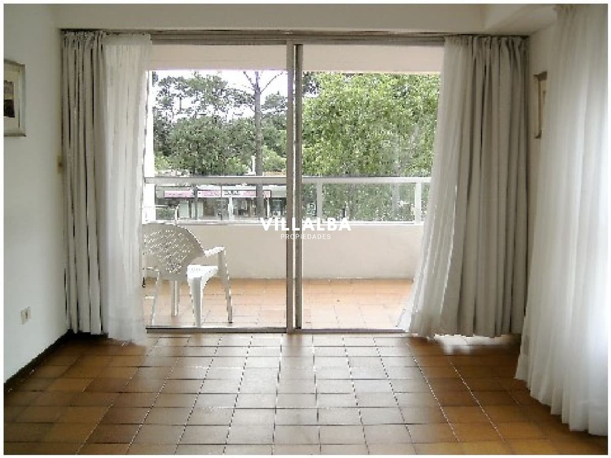 Apartamento sobre Roosevelt en venta