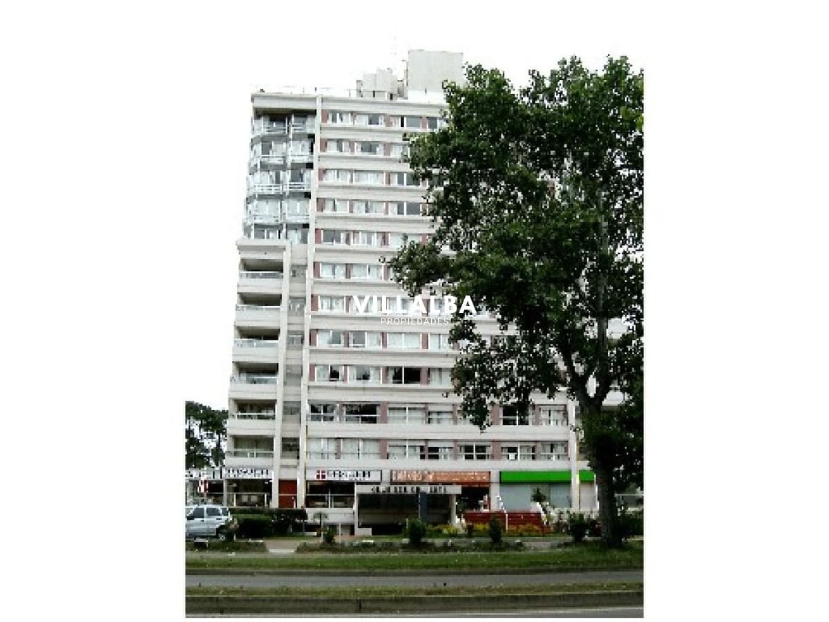 Apartamento sobre Roosevelt en venta