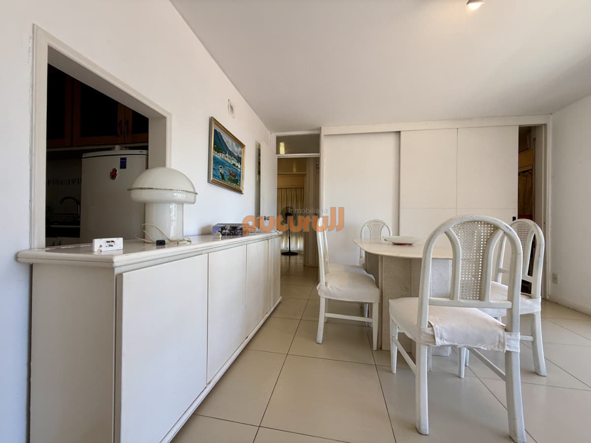 Apartamento en venta  Edificio Kennedy  Punta del Este