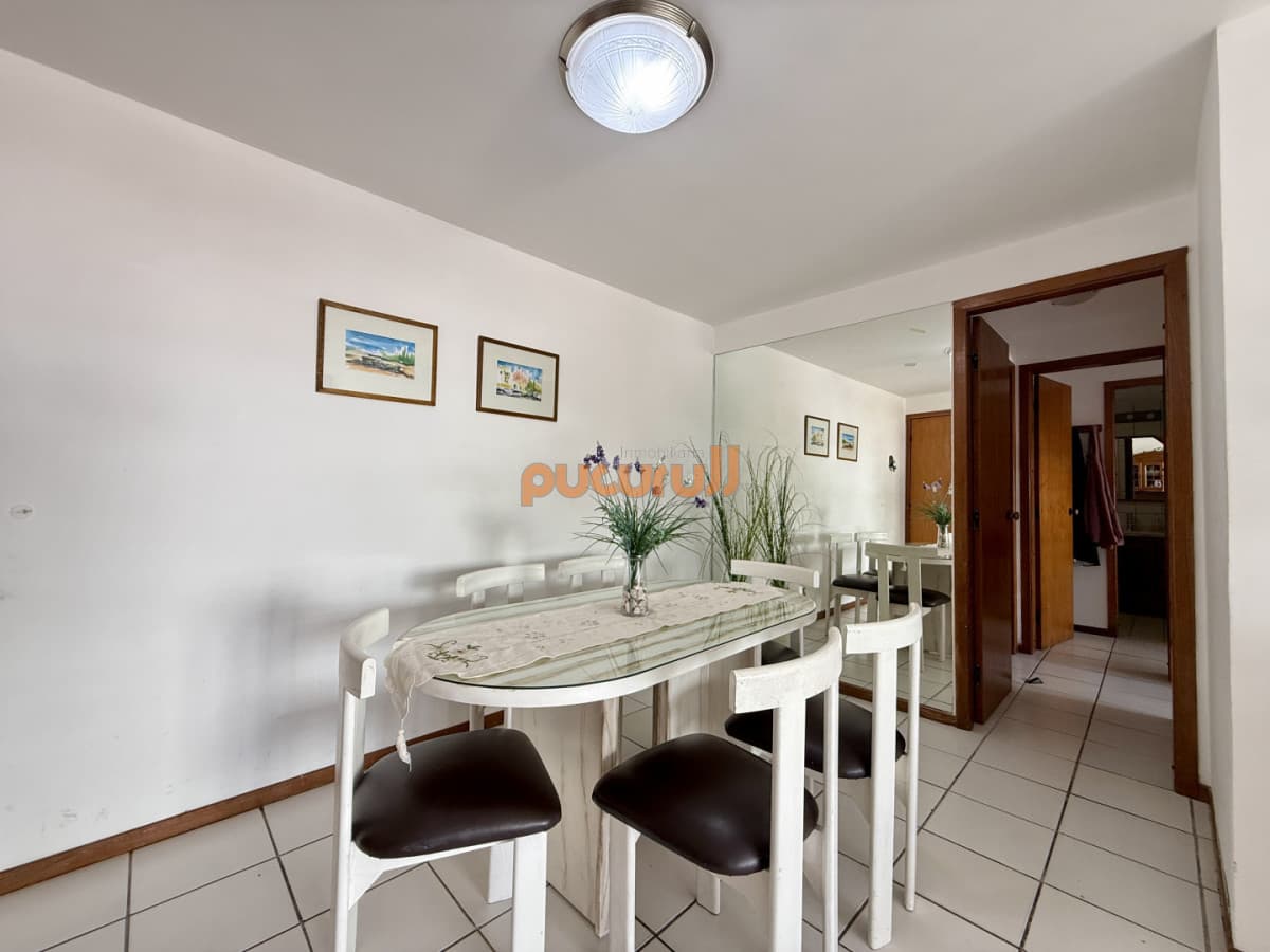 Apartamento en venta en Edificio Cap Bretón  Av. Roosevelt y Av. Biarritz