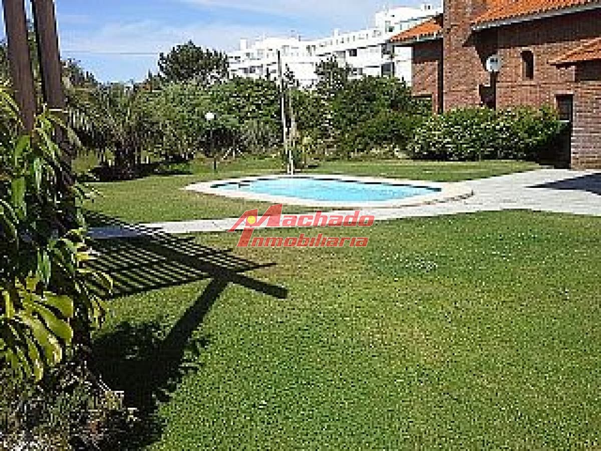 Venta de casa  a pasos del mar