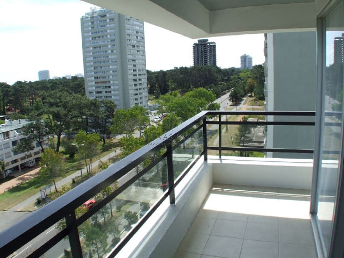 Apartamento ID.2819 - Excelente apartamento para comprar  y pasar comodas vacaciones