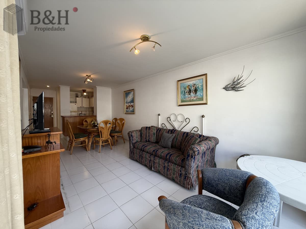 Punta del Este Piso alto con Vista al Mar! ,