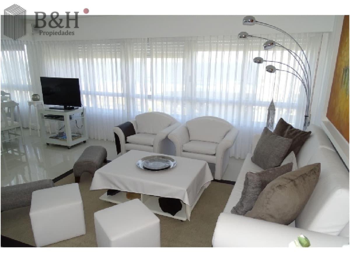 Apartamento en Peninsula, 3 dormitorios
