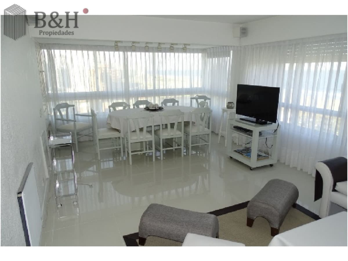 Apartamento en Peninsula, 3 dormitorios