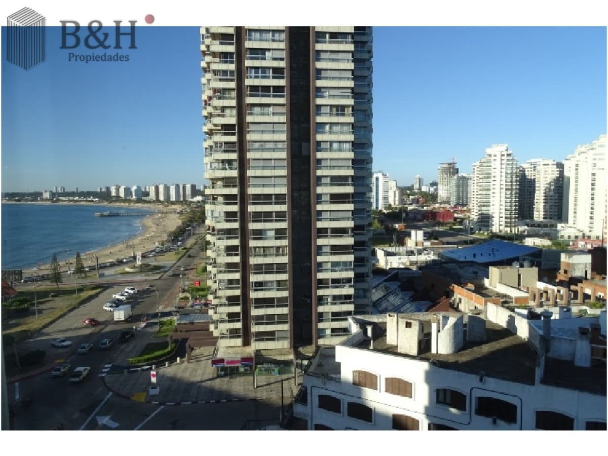 Apartamento en Peninsula, 3 dormitorios