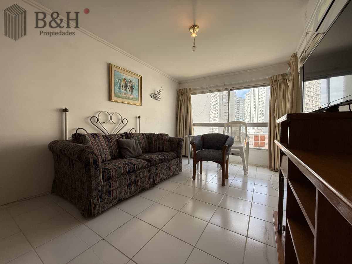 Punta del Este Piso alto con Vista al Mar! ,
