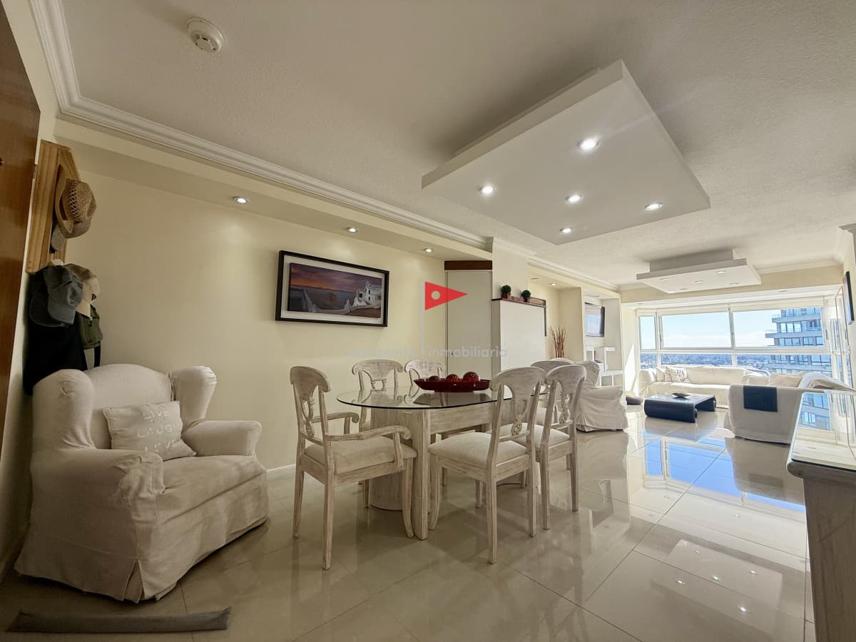 Apartamento ID.296 - Venta Parquemar R - Punta del Este