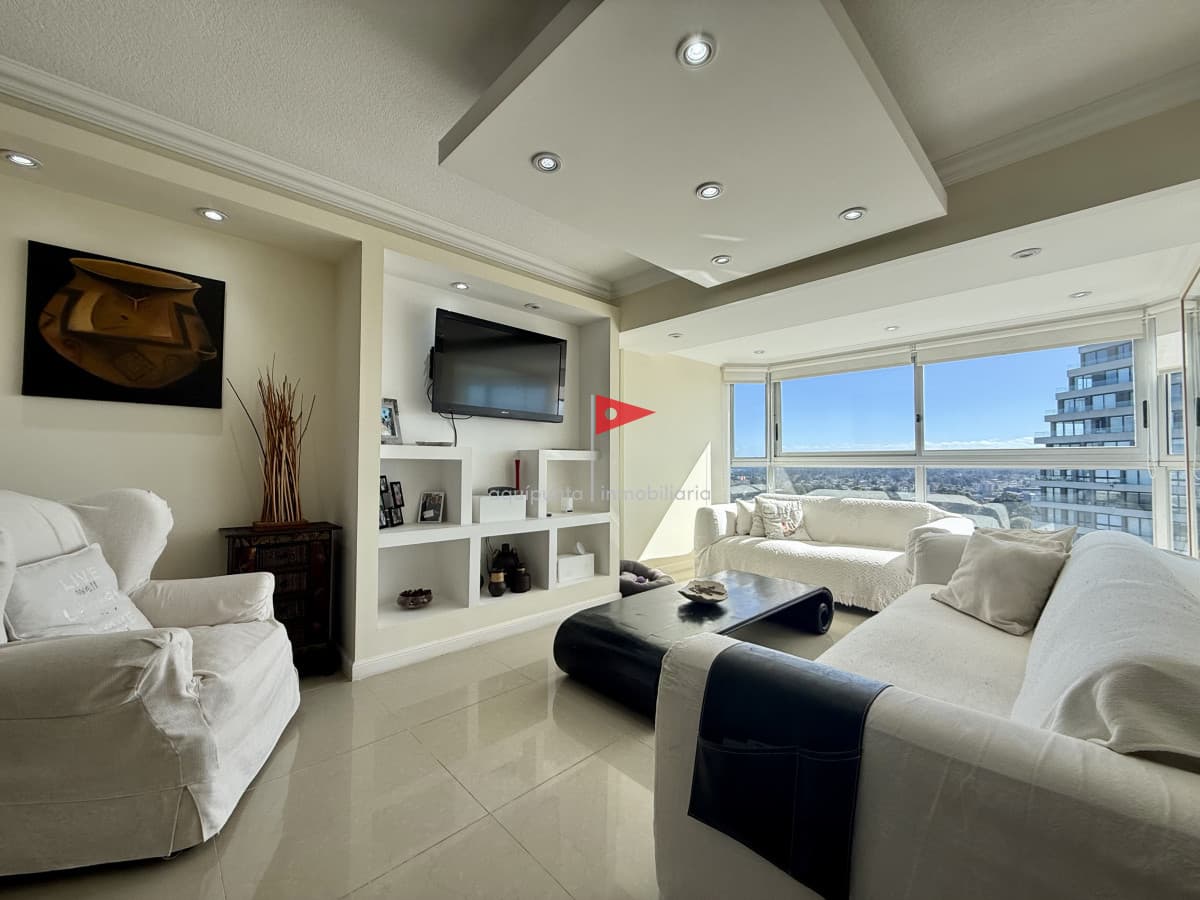 Apartamento ID.296 - Venta Parquemar R - Punta del Este