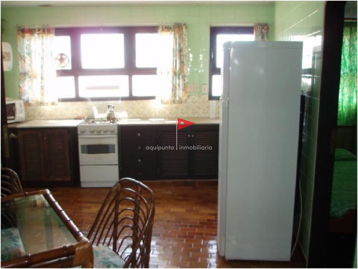 Apartamento ID.80 - Venta Apartamento en Peninsula 3 dorm 2 baños