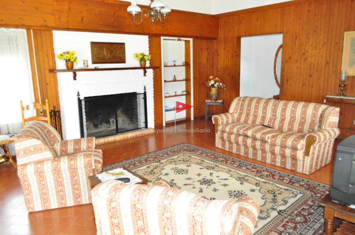 Casa ID.157 - Casa ubicada en Cantegril con lindo terreno