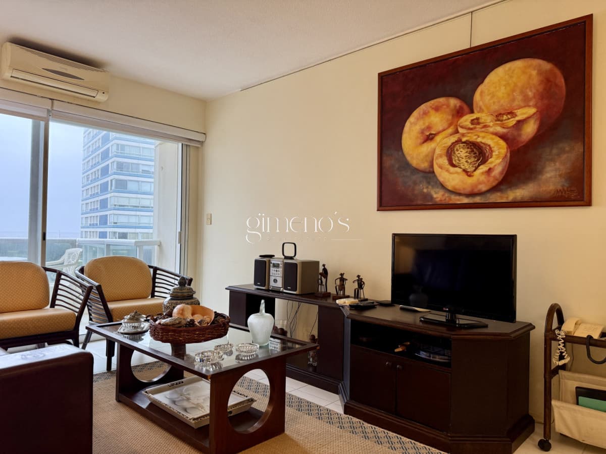 Apartamento en Venta - Torre Marina II 2 dormitorios - Playa Brava - Punta del Este
