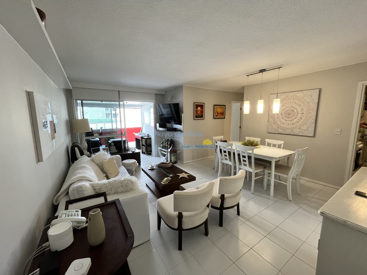 edificio en zona brava, muy cerca de la peninsula - Inmobiliaria Playa del Este